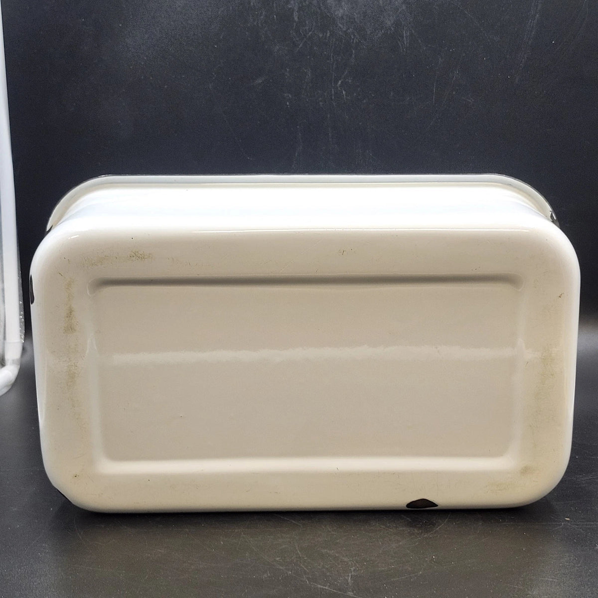 White Enamelware Lasagna Roasting Baking Pan Black Rim 14 in Farmhouse Vintage