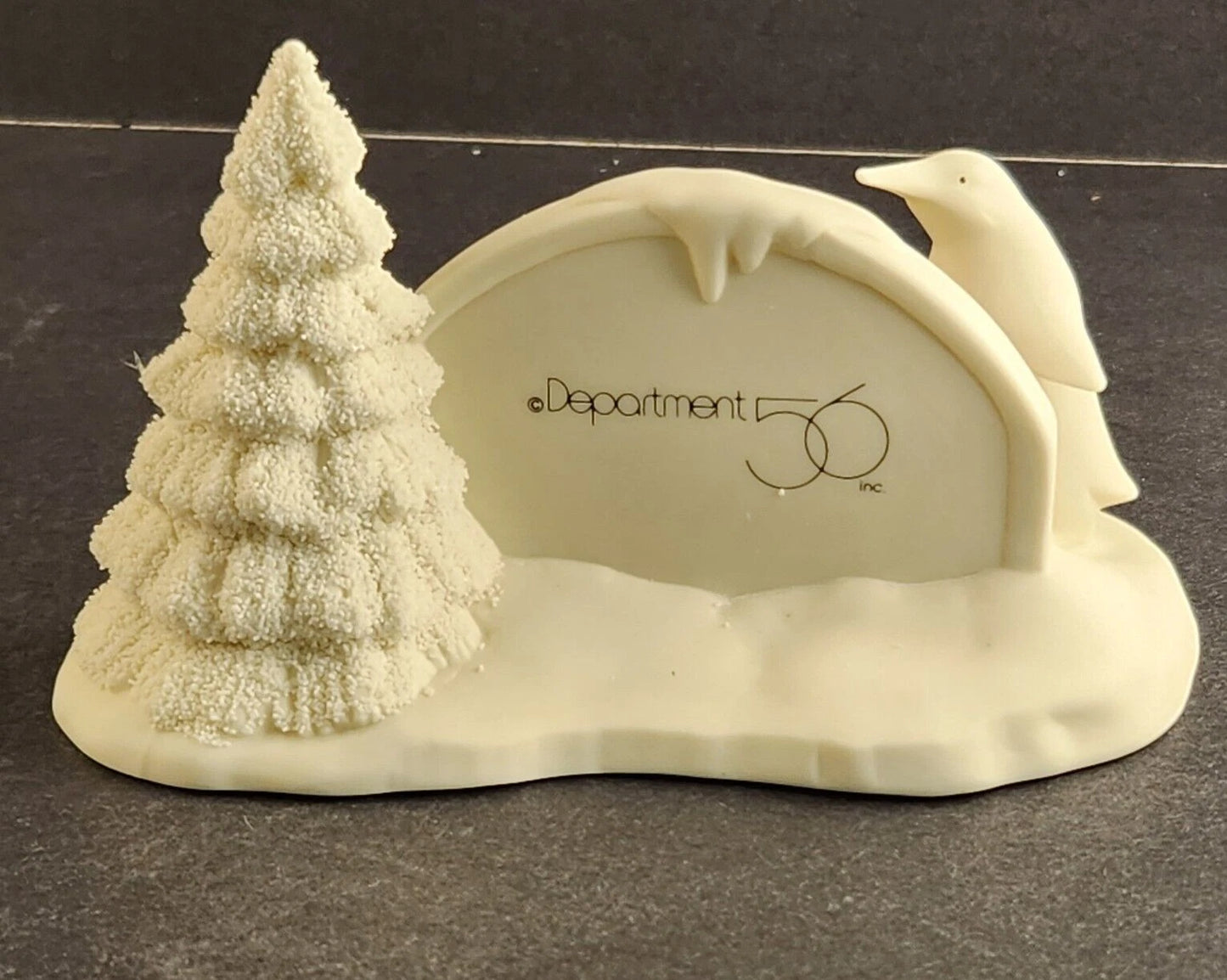 Snowbabies Polar Sign Department 56 Retired 6" Penguin & Christmas Tree 6804-7