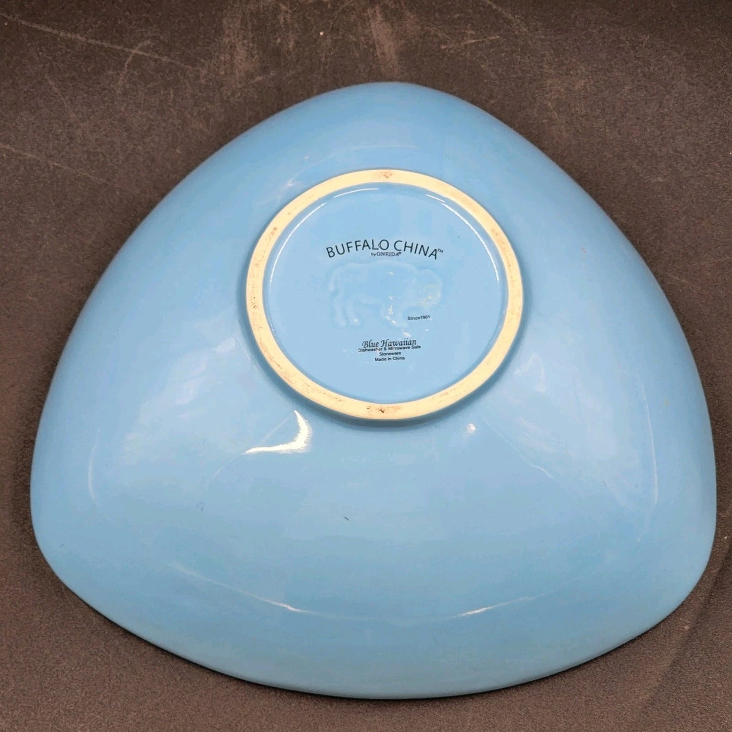 2 Buffalo China Triangle Bowls 9.25” Oneida Yellow Lemon Drop & Blue Hawaiian