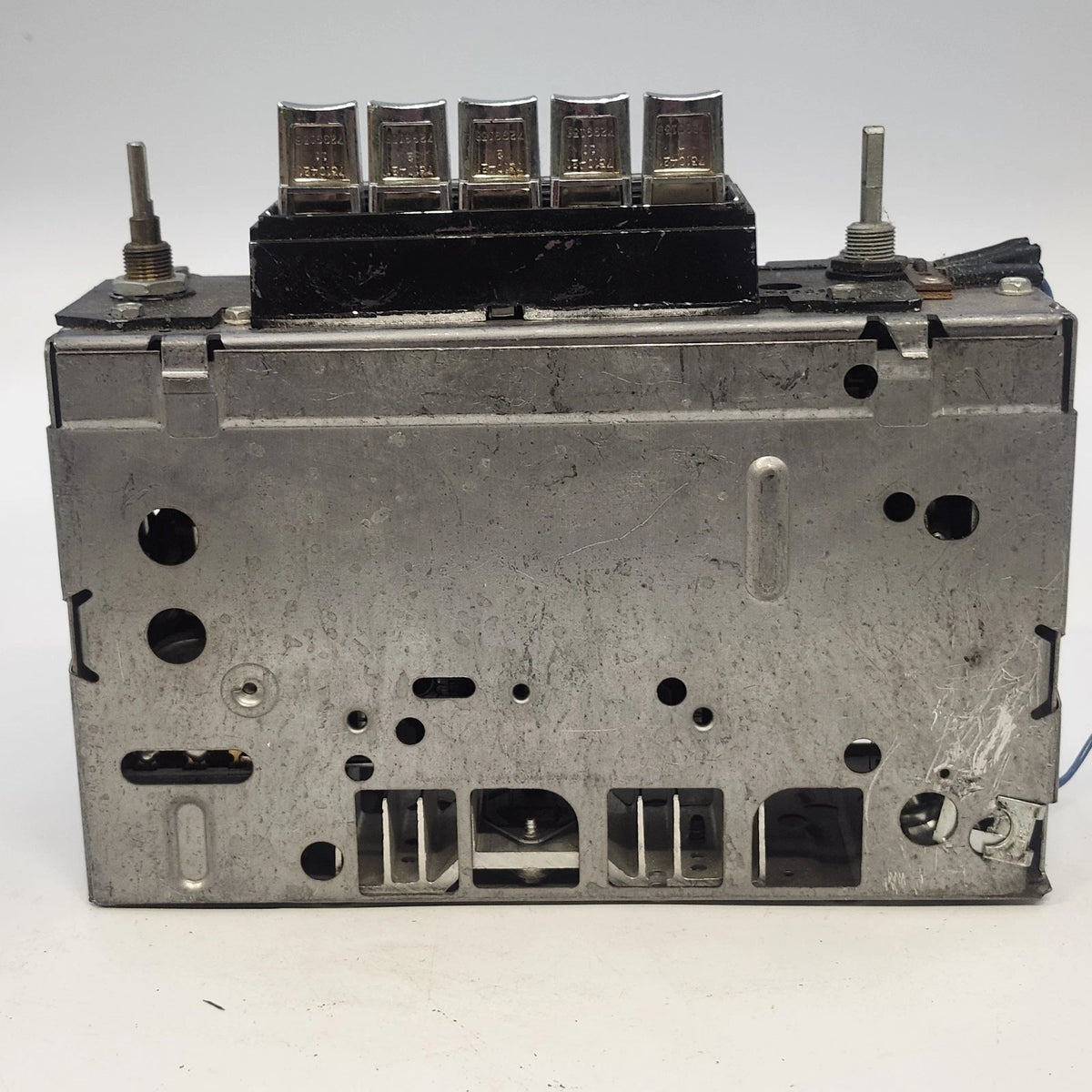 Oldsmobile Delco AM Push Button Transistor Car Radio With Knobs Untested OEM