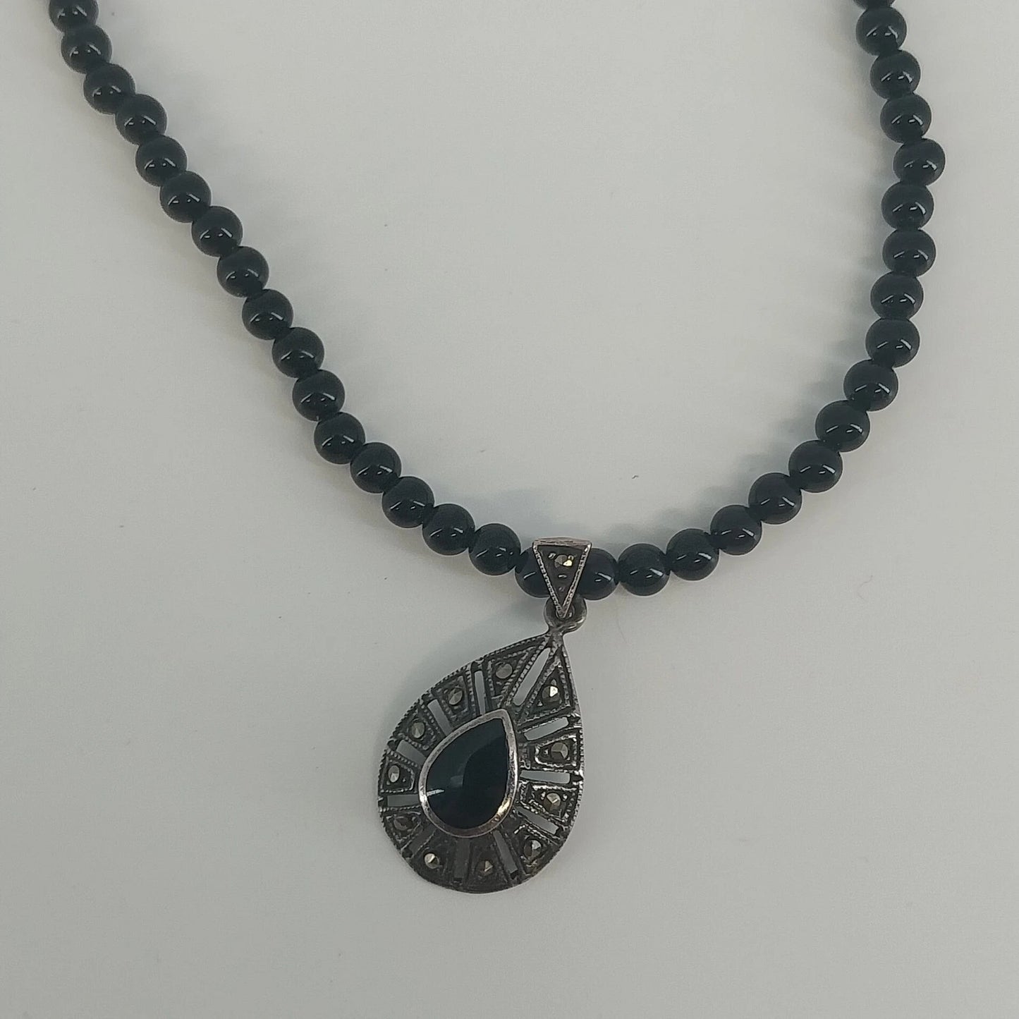 Vintage Sterling Silver Black Onyx Teardrop Necklace 16 Inch