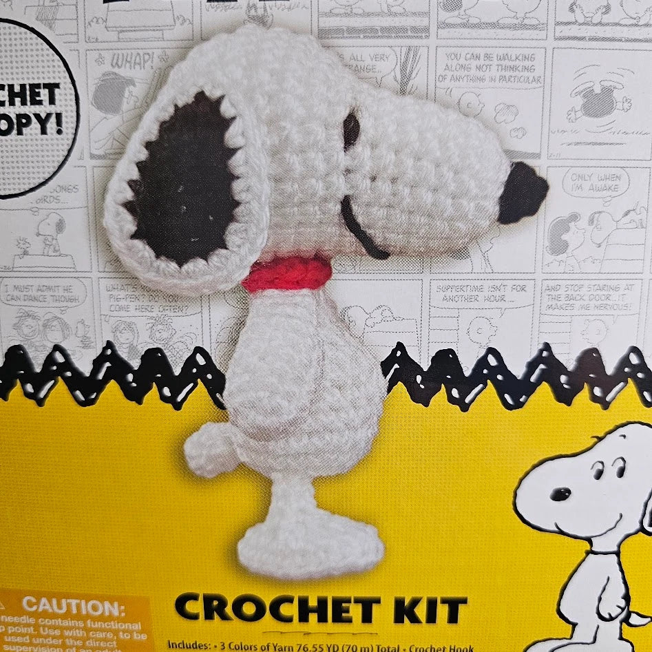 Peanuts Snoopy Crochet Kit DIY Complete Craft Set Yarn Hook Needle Stuffing New