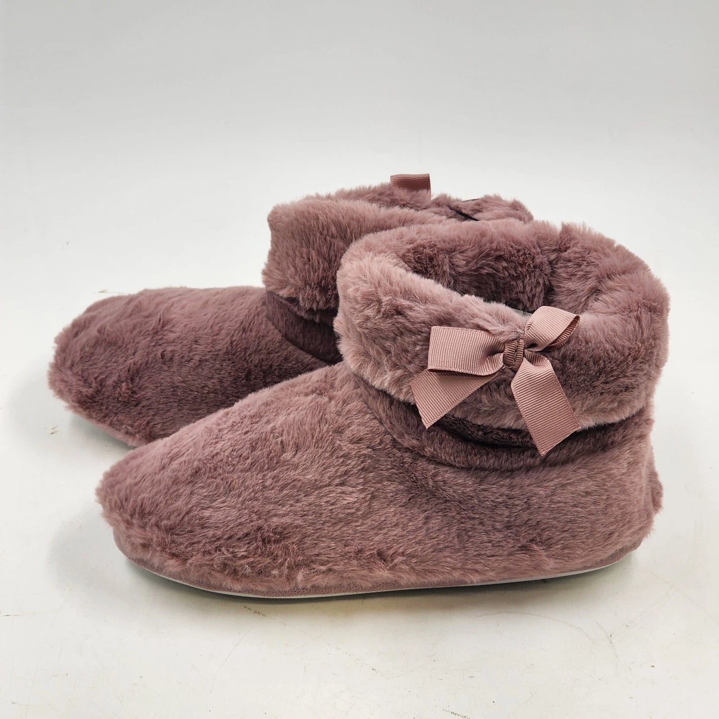 Faux Fur Slippers Pull-On Bootie Women's Dirty Pink Size Medium 7-8 with Ribbon