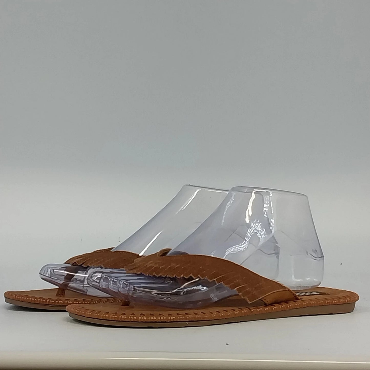 Mad Love Sandals Brown Fringe Moccasin Thong Flip Flop Women's 8 Flat Sole China