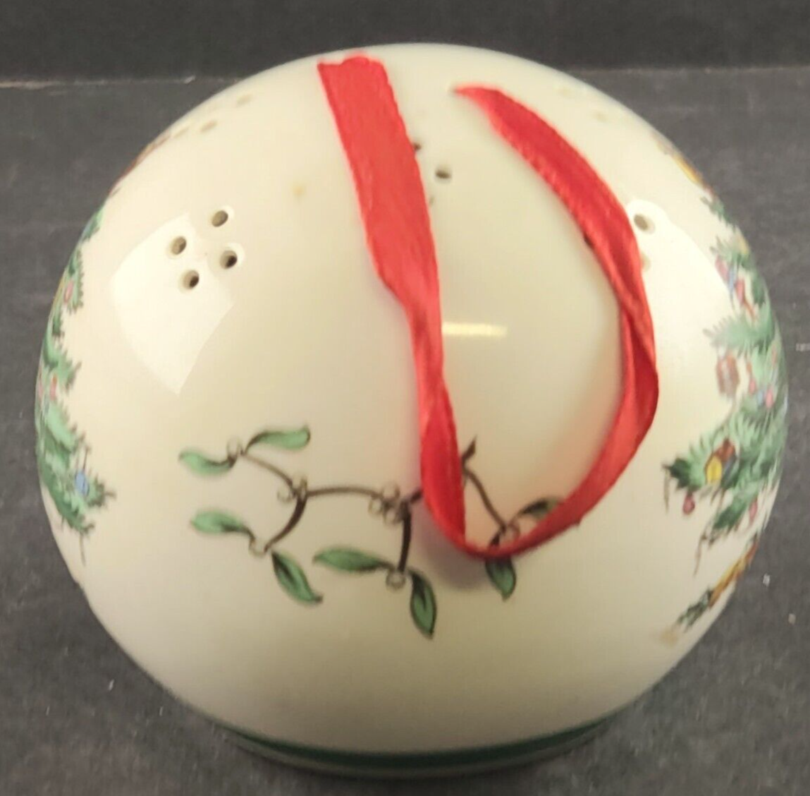 Spode Porcelain Christmas Pomander Ball Ornament Potpourri Vintage England 3.25"