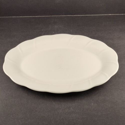 Pfaltzgraff Stratus White Oval Serving Platter Slight Scallop 10" x 14" USA