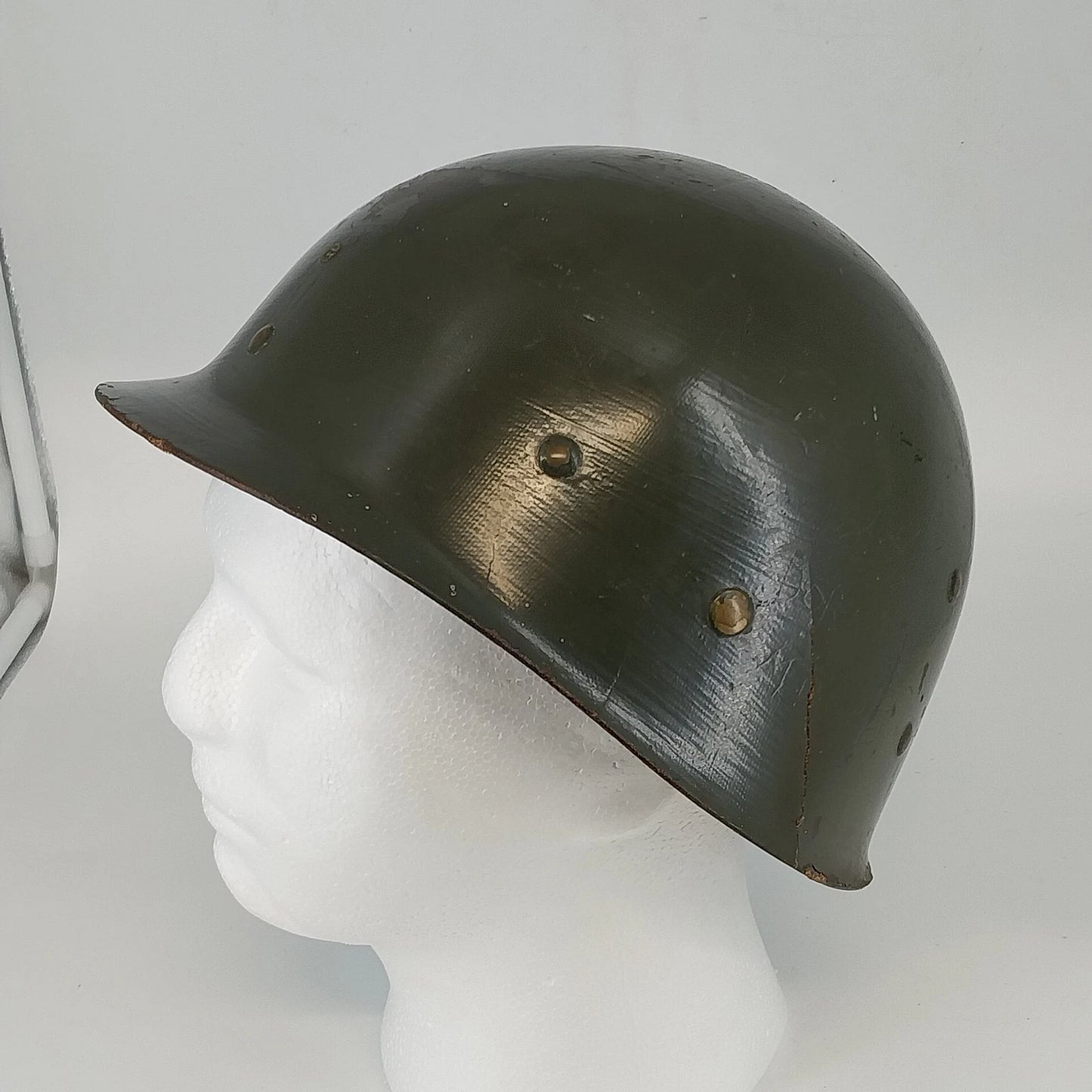 Korean War M1 Combat Helmet Fiberglass Liner Capac 51-53 Vtg Crack Ear Military