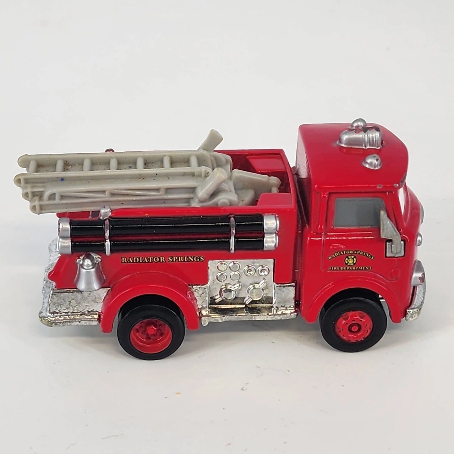 Disney Pixar Cars Rescue Squad Red Fire Truck Oversized Diecast 1:55 Scale Toy