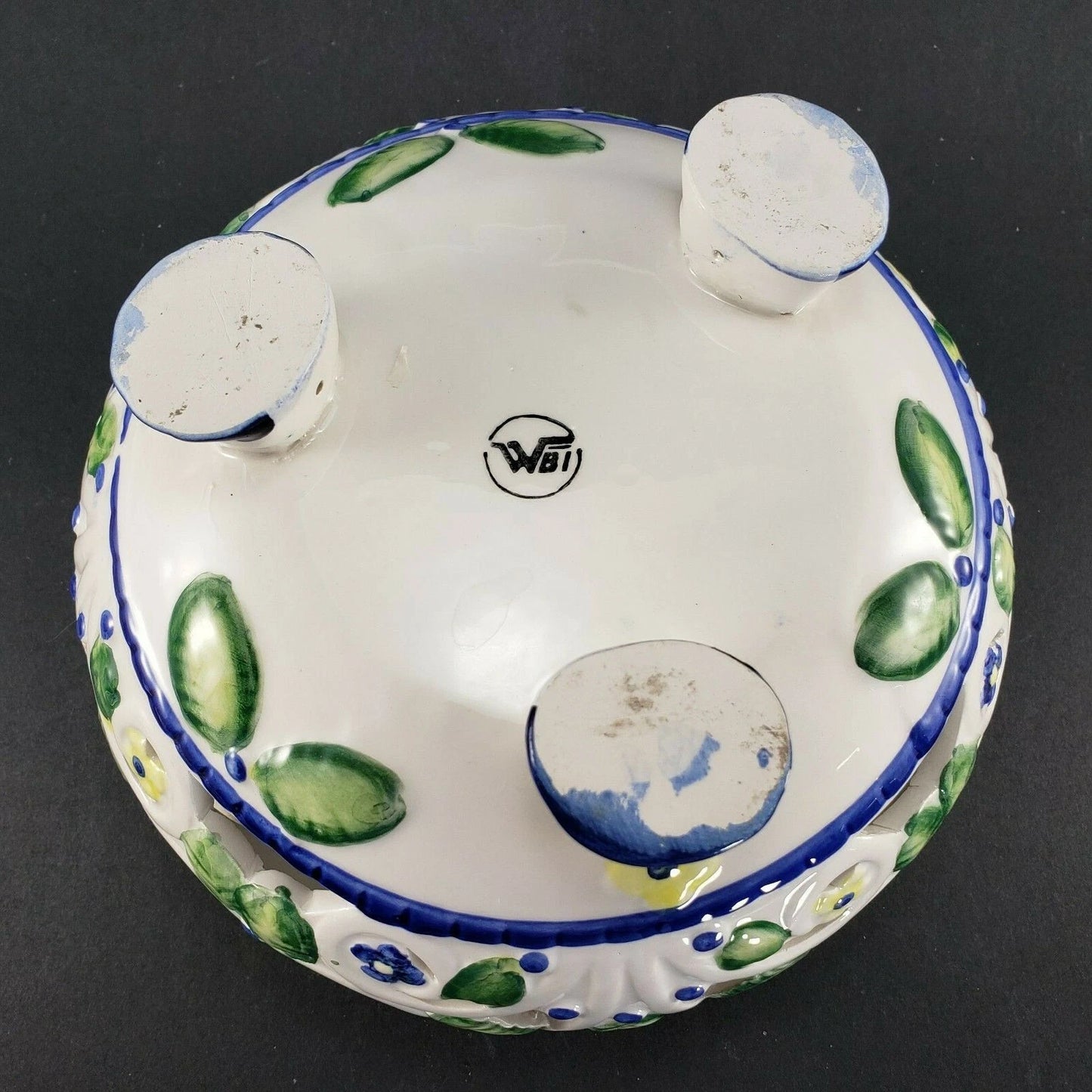 Bombay Style Porcelain Potpourri Covered Dish Floral Reticulated Bowl w Lid