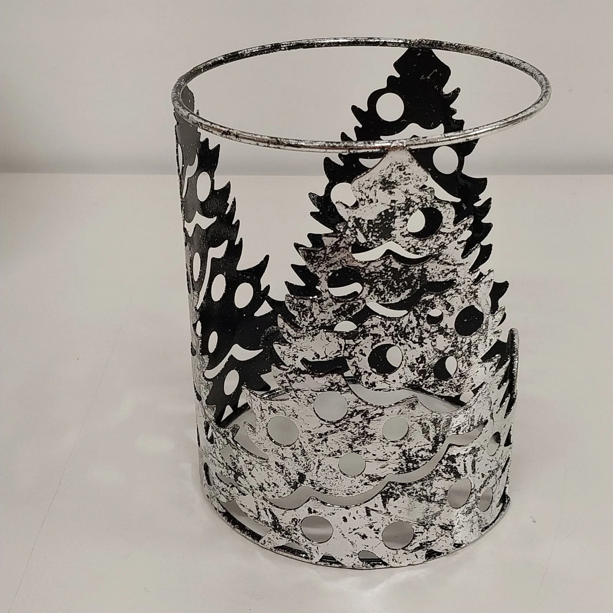 Scentsy O Christmas Tree Mini Warmer Silver Metal Openwork Holiday Boxed