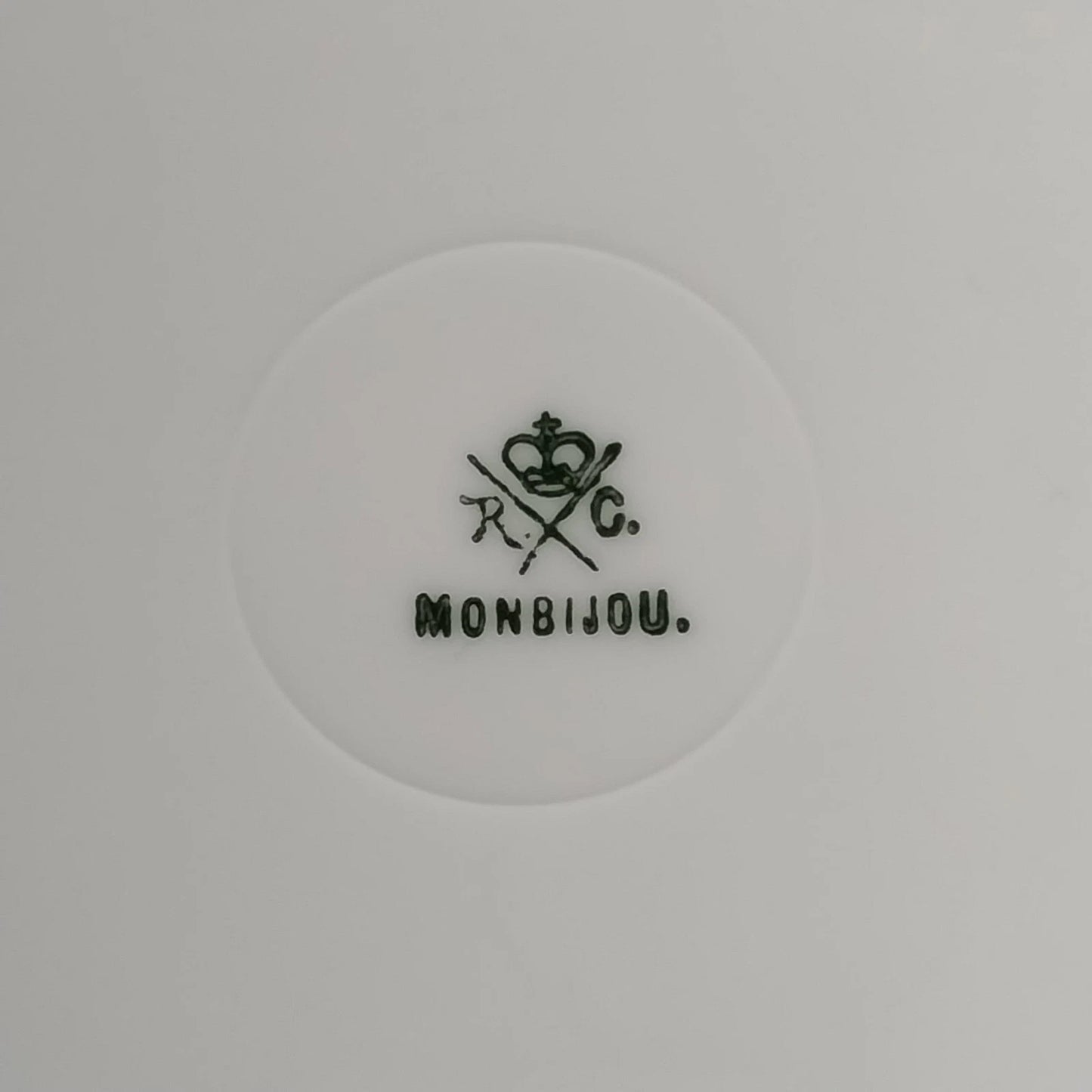 RC Monbijou Rosenthal Rose Bavaria CHIPPED Dinner Plate Pink Gold Scallop Ger