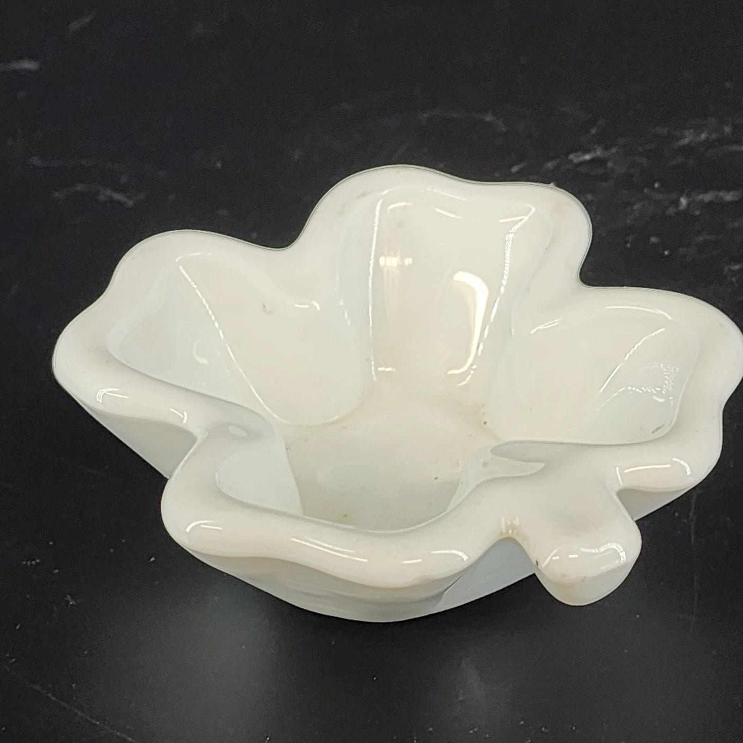 Milk Glass Four Leaf Clover Bowl Lucky Shamrock Candy Dish Trinket Small Tray