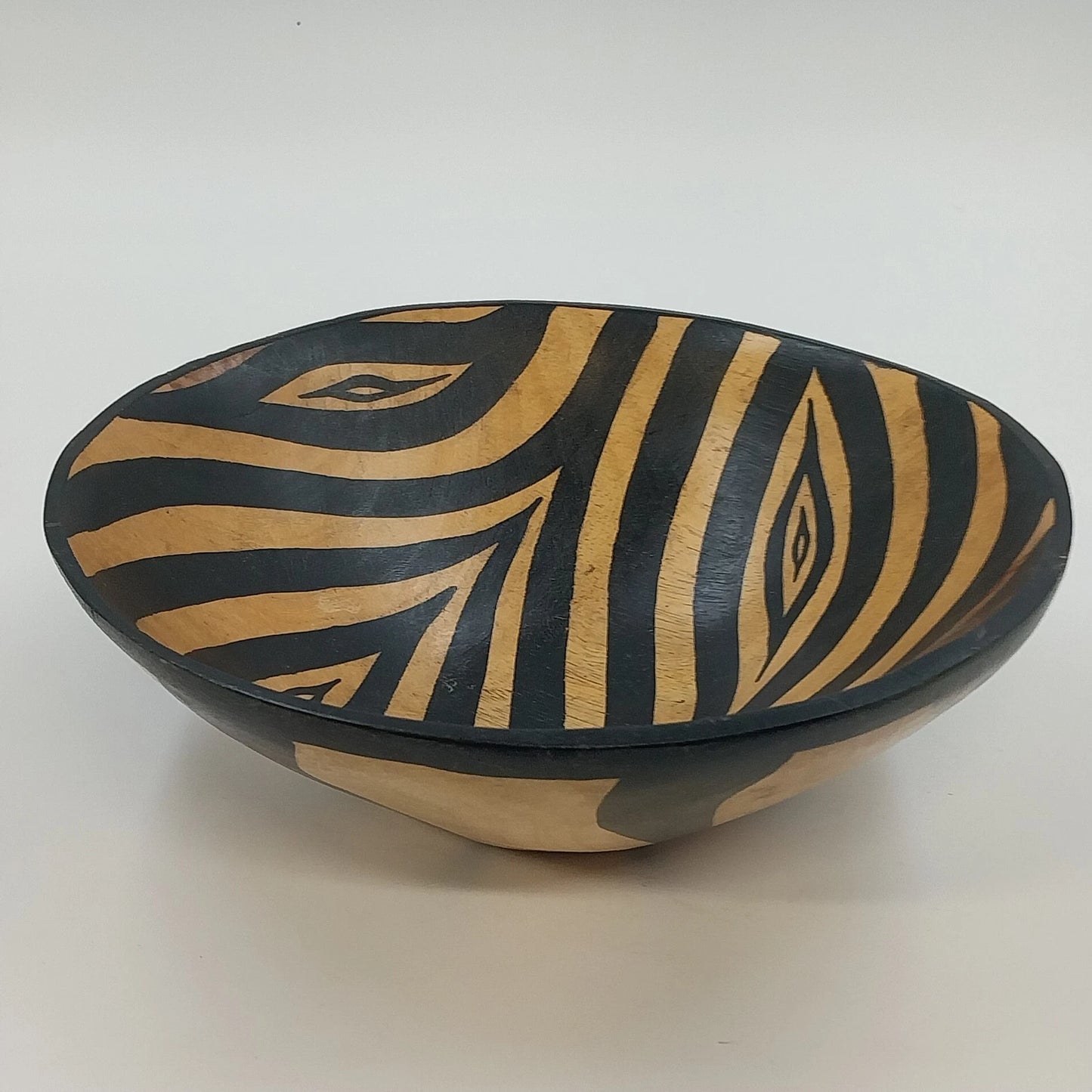 Hand Carved Wooden Bowl 9.25" African Zebra Animal Print Black Tan Varnished Vtg