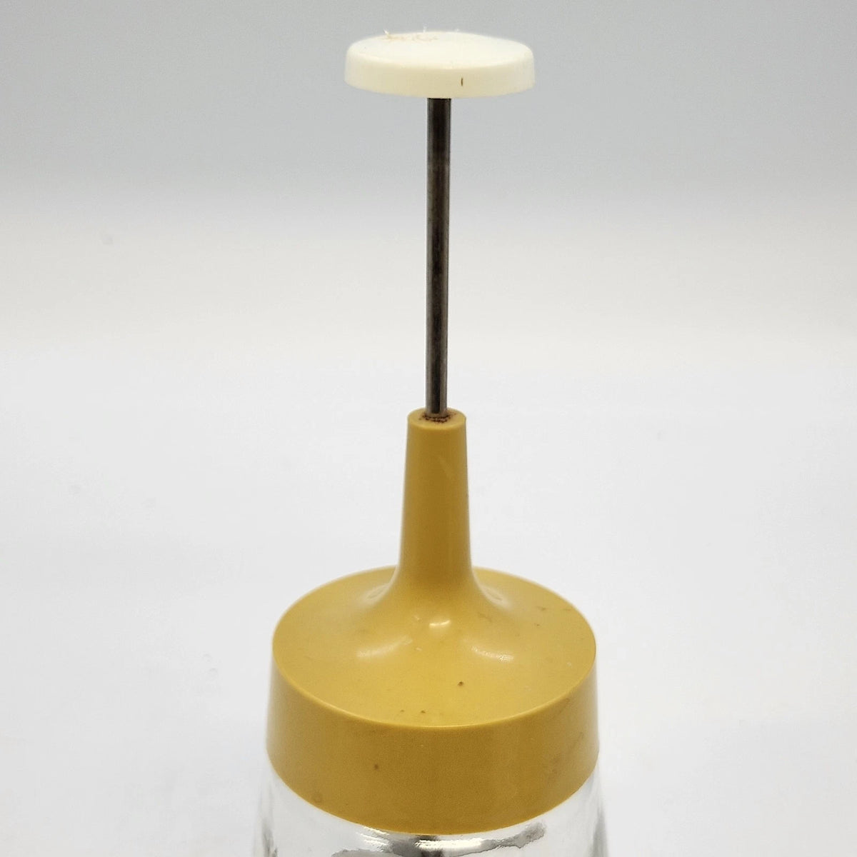 Federal Housewares Glass Food Chopper Yellow Lid Manual 10" Vintage Kitchen Tool