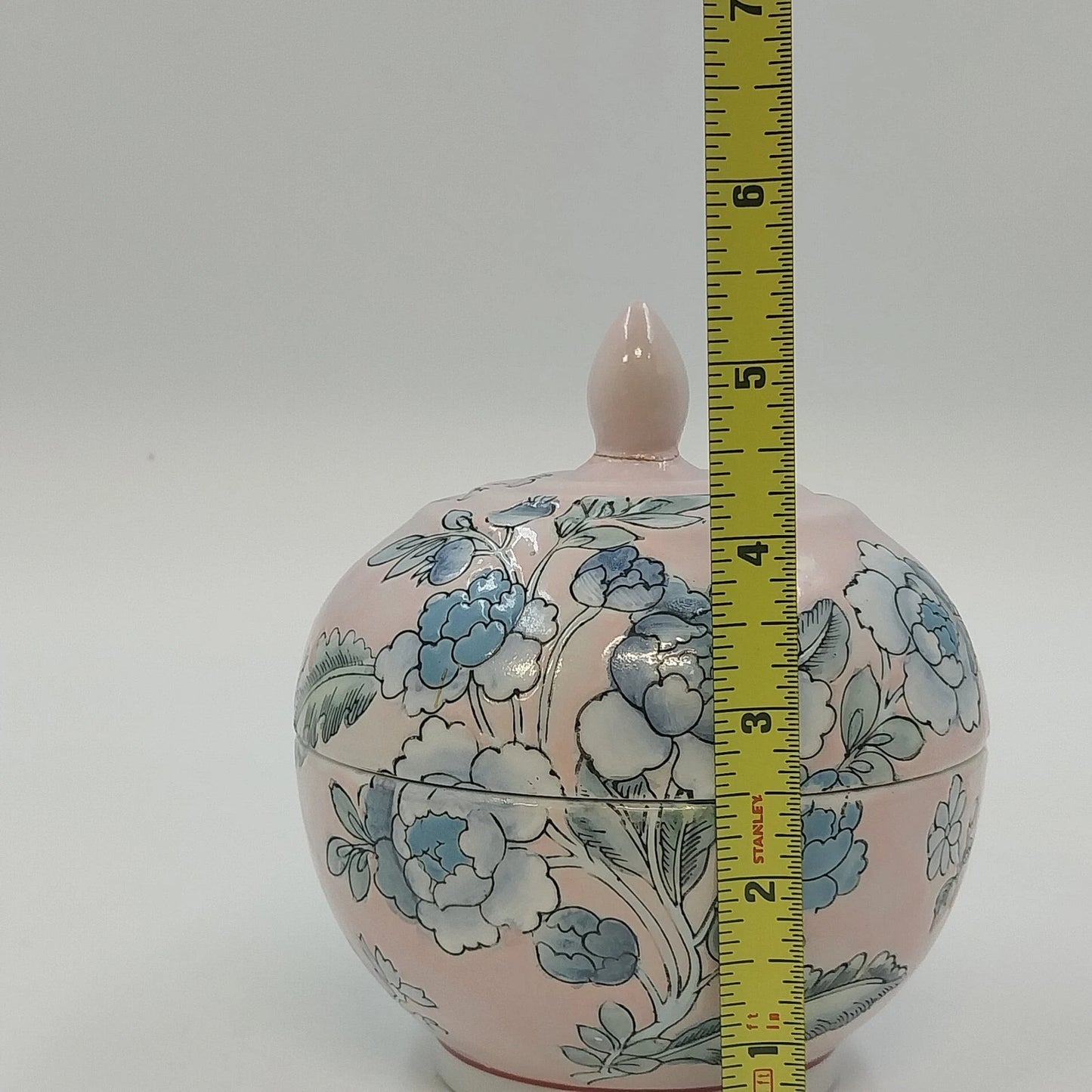 Chinese Hand Painted Porcelain Covered Bowl Pink Blue Floral Ginger Pot Jar Vtg