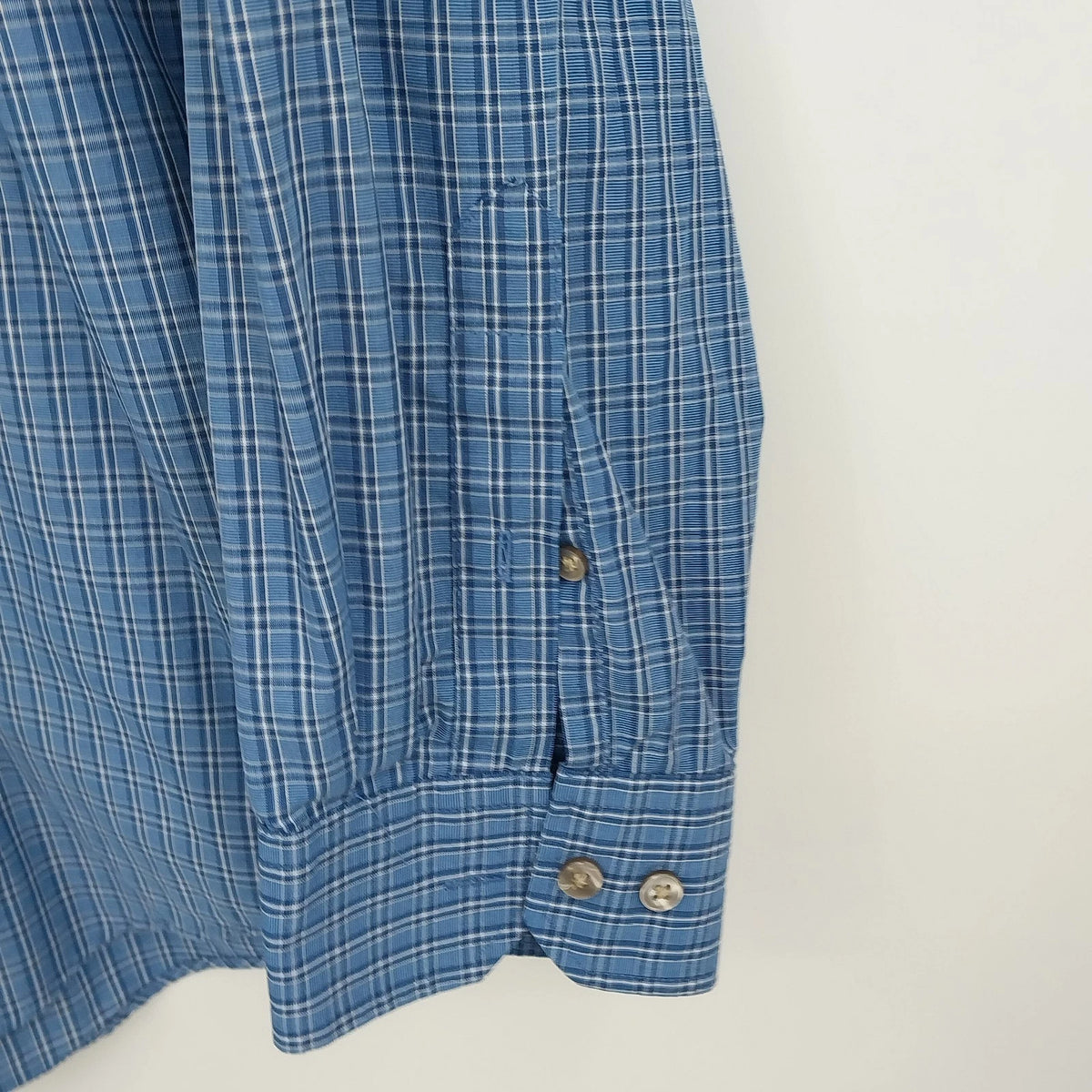 Van Heusen Traveler Plaid Button-Up Shirt Blue Men's XL 17–17.5 Long Sleeve
