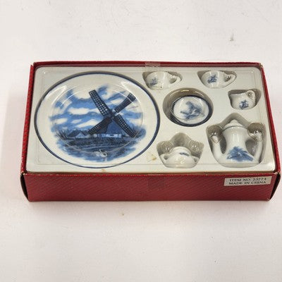 Miniature Tea Set 23774 Blue Windmill 4.5" China w/ Box Collectible Decor