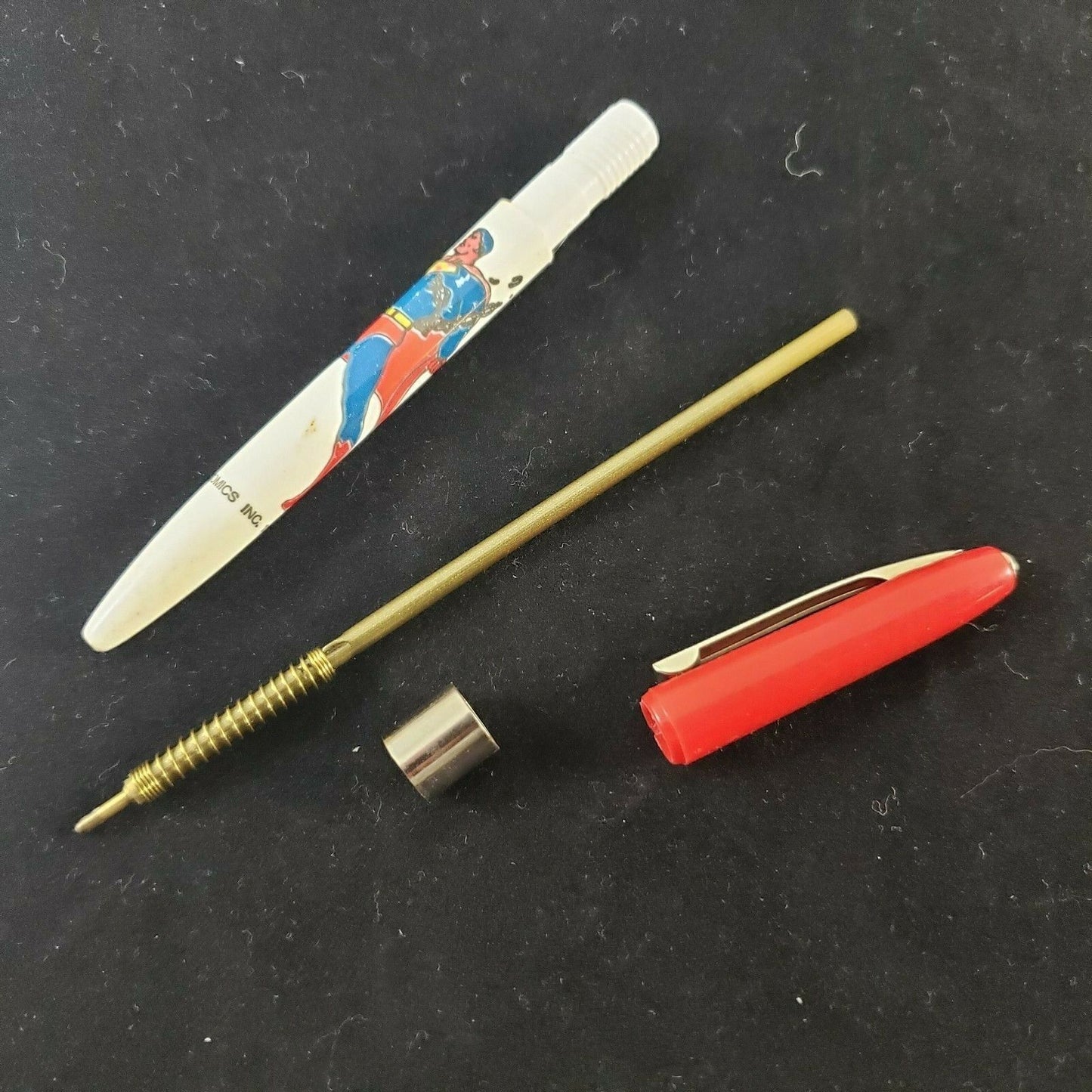DC Comics Superman Click Pen 1978 Red White Blue (Does NOT WRITE) Needs ink 5"