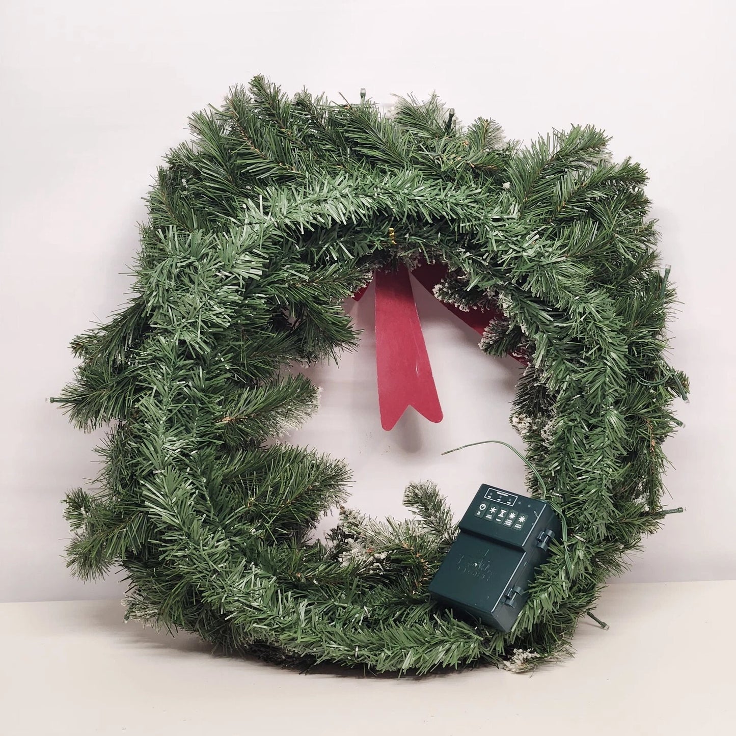 Christmas Wreath 22" Green White Snow Flocked Bow LED Lights Battery Operated