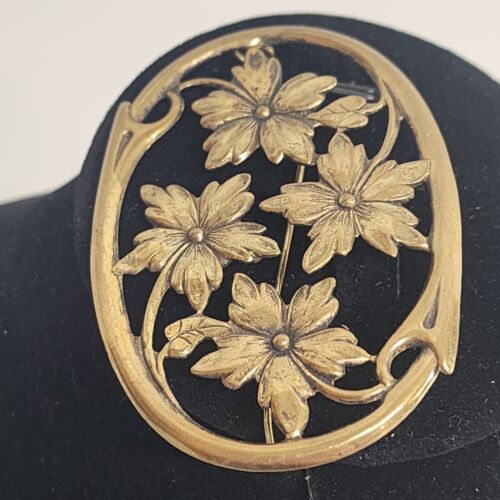 Gold Tone Floral Oval Brooch Flowers Vintage Costume Jewelry Ivy Leaf Danish