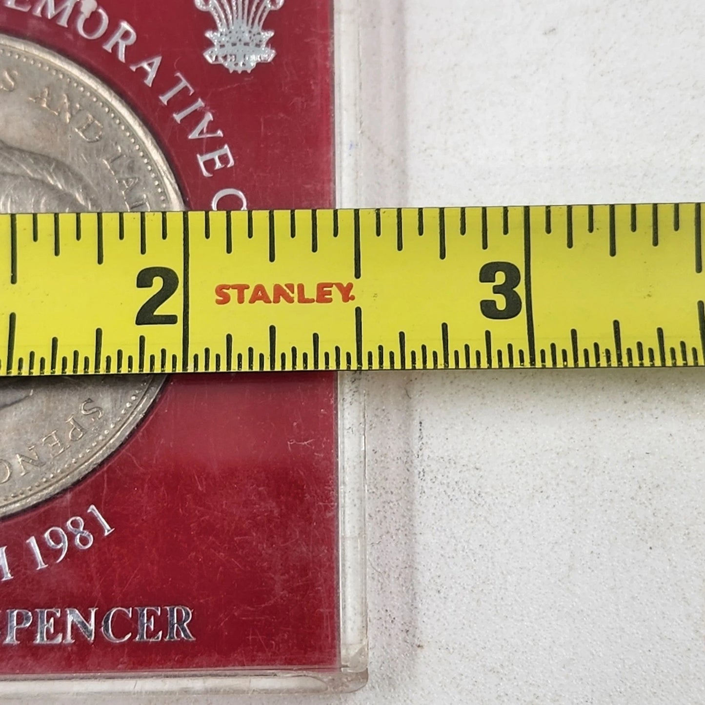 Prince Charles & Lady Diana Royal Wedding Commemorative Crown Coin July 29 1981