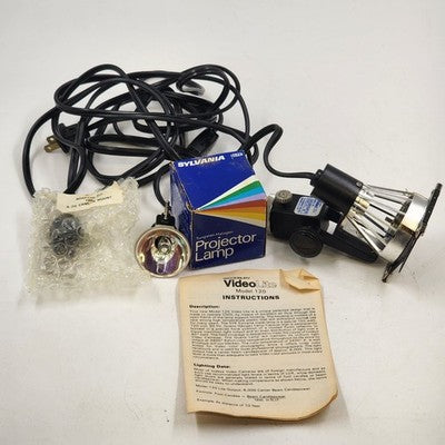 Woodbury Video Lite Model 120 Studio Light Barn Door Shutter 150W FMG Lamp mount