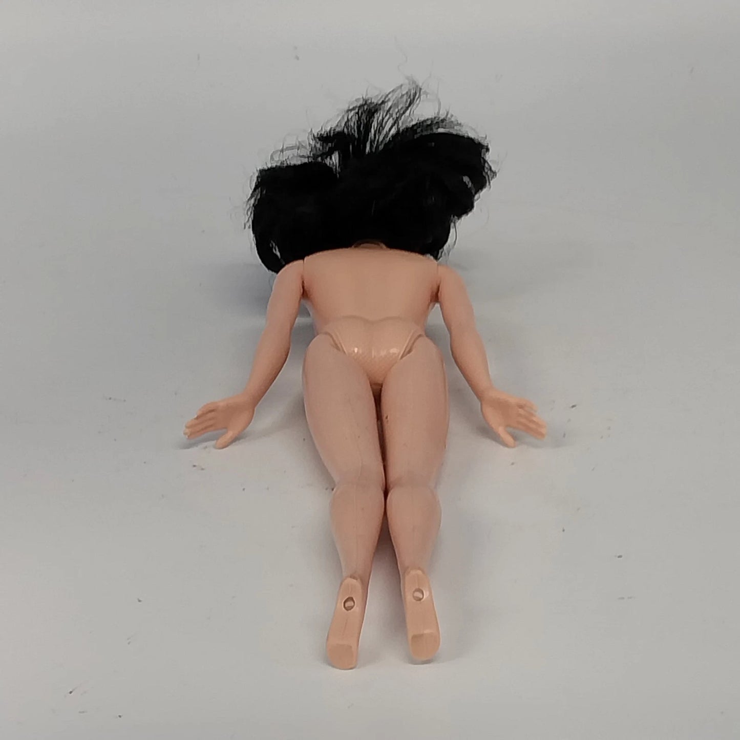 Mattel Disney Snow White Princess Doll Black Hair Bendable Knees 2006 Nude