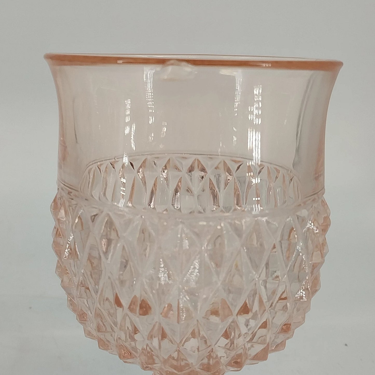 Indiana Glass Diamond Point Pink Depression Goblets Glassware Set of 4 Vtg Chip