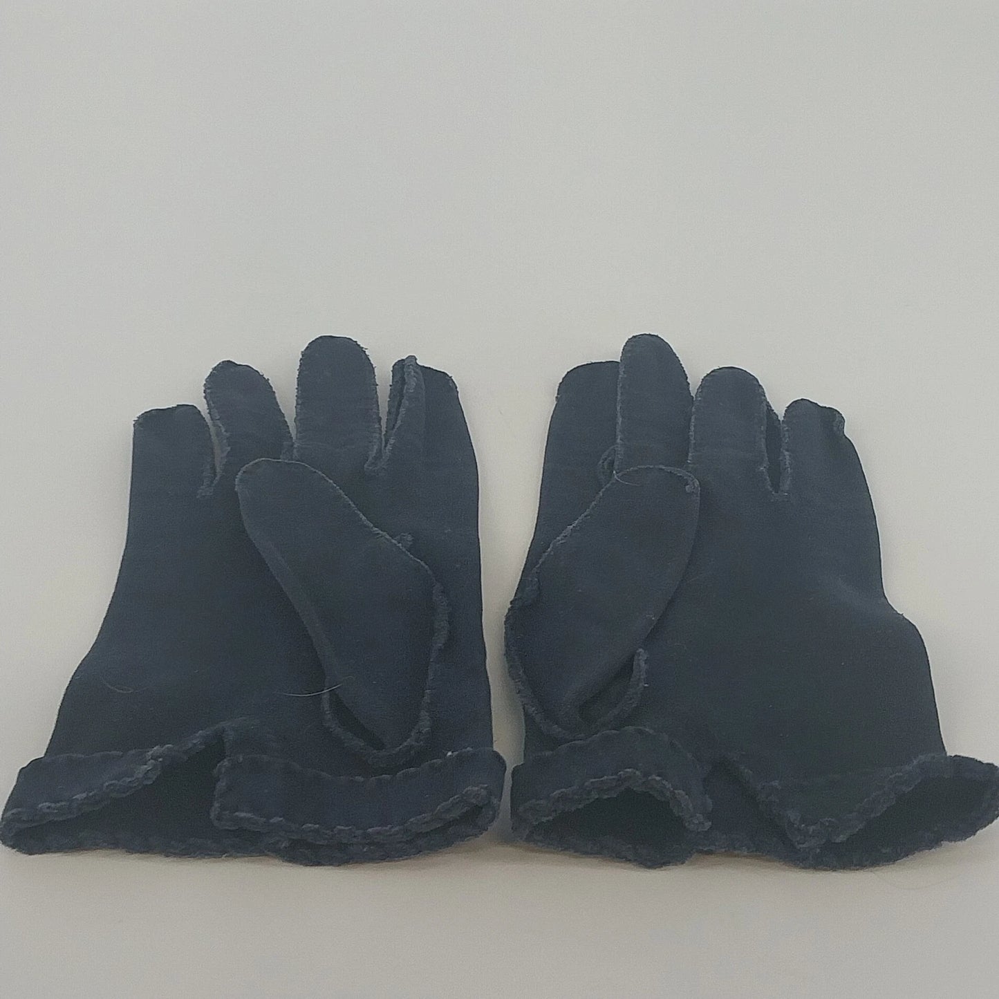 Women's Navy Blue Cotton Blend Gloves Scalloped Cuffs Dress Formal One Size Vtg