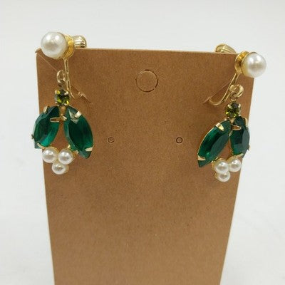 Gold Tone White Faux Pearl & Faceted Green Leaf Emerald Dangle Clip On Earrings