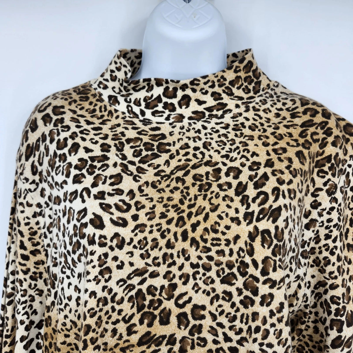 Studio Works Cheetah Print Turtleneck Sweater Women's Large Cotton Long Sleeve