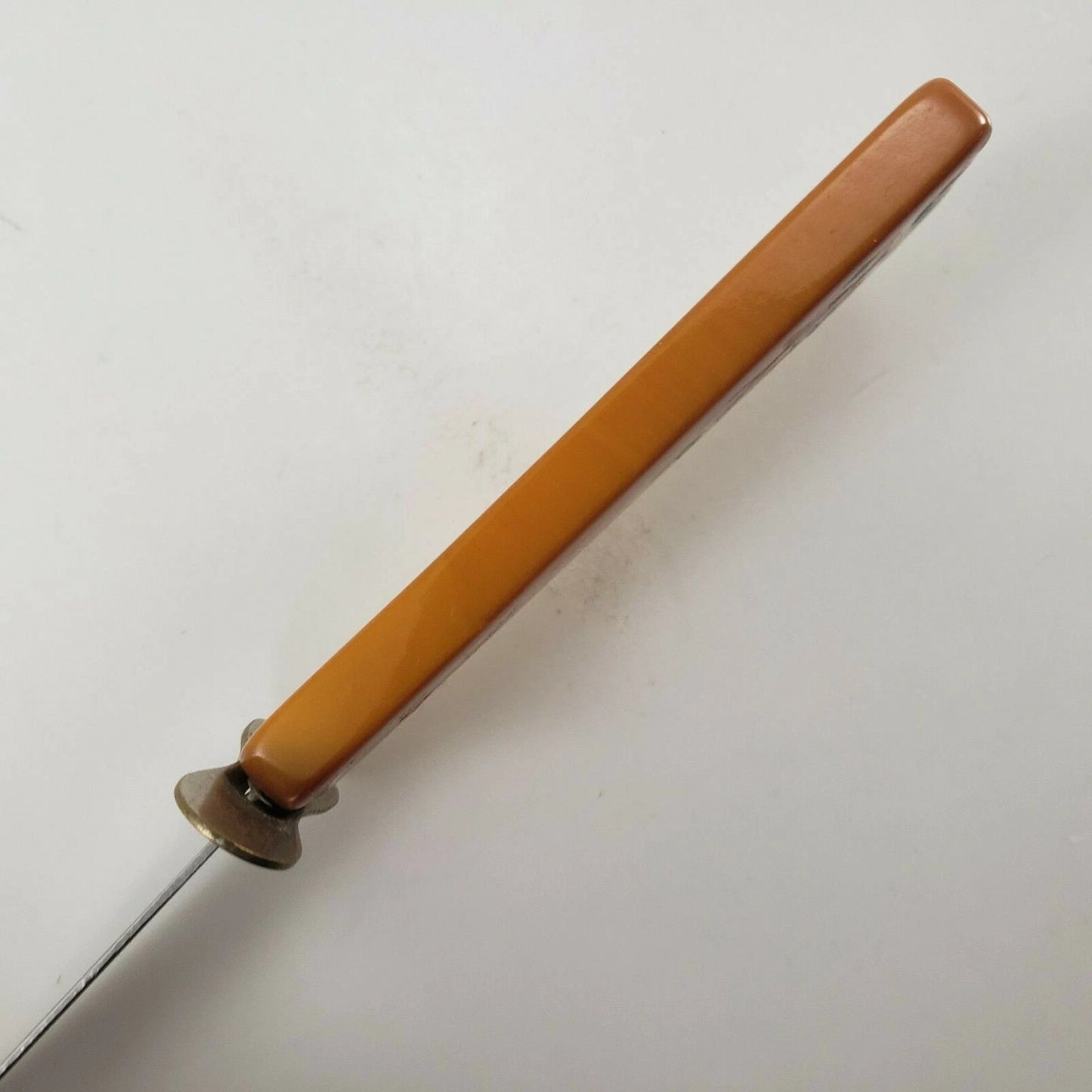 Butter Cheese Knife Hand Painted Bakelite Handle Pink Flowers 5¾" Stainless Vtg