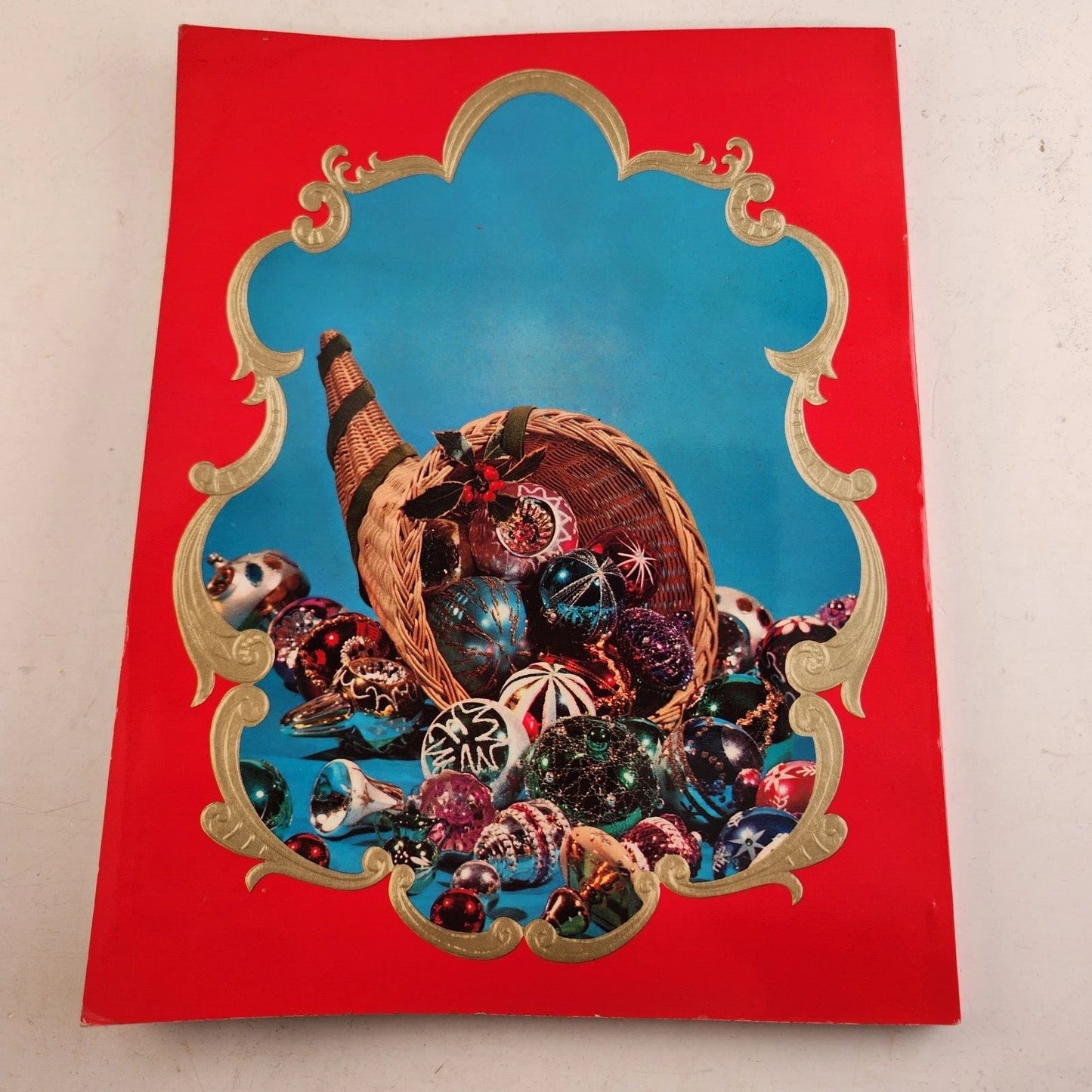 3 Ideals Magazines 1961–1964 Vtg Mother’s Day Christmas & Family Poems Songs