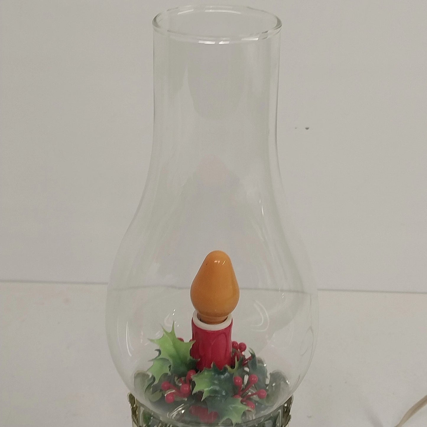 Vintage ACLA Bubbling Electric Christmas Hurricane Lamp Holly Decor