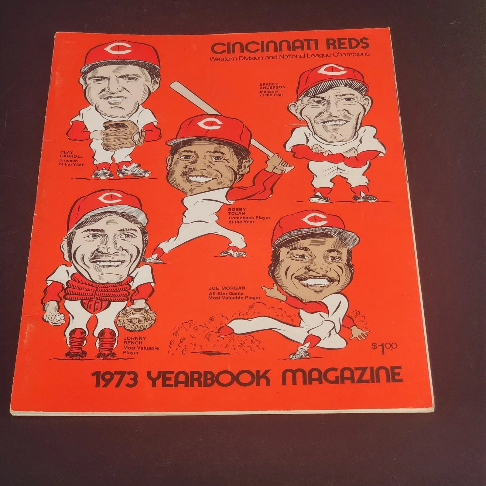 1973 Cincinnati Reds yearbook featuring Johnny Bench