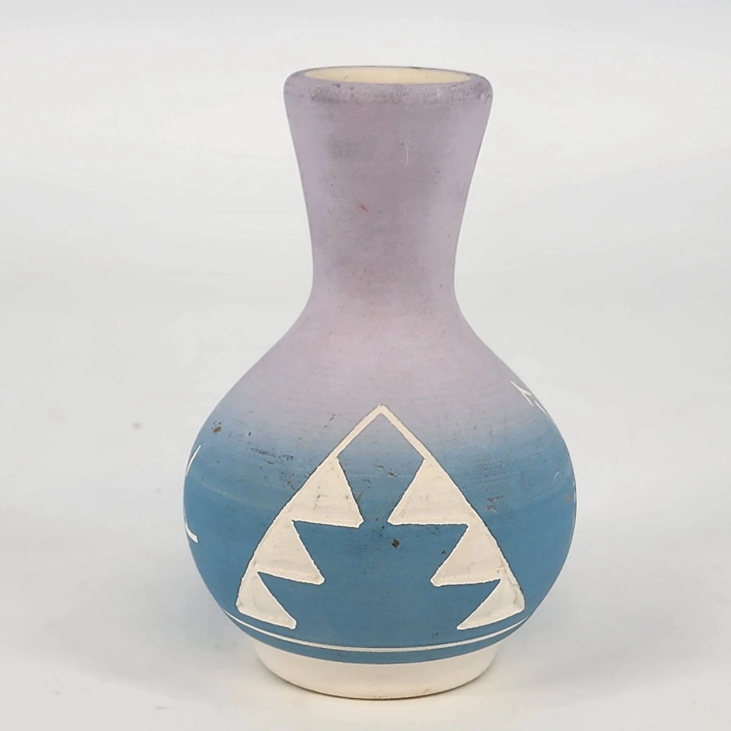Sioux Pottery Bud Vase High Elk Native American Art Blue Purple 4.5" Signed GUC