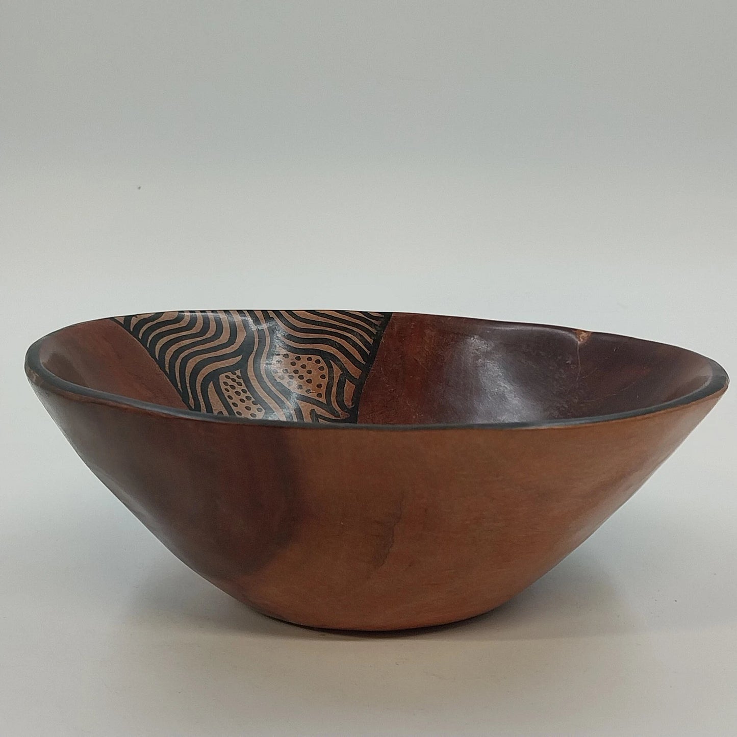 Zimbabwe Hand Carved Olive Wood Bowl 7" African Batik Animal Print Varnished Vtg