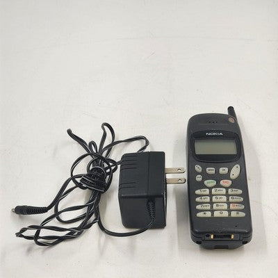 Nokia 918P Cell Phone Rare Collector’s Item No SIM & Battery Dead As-Is
