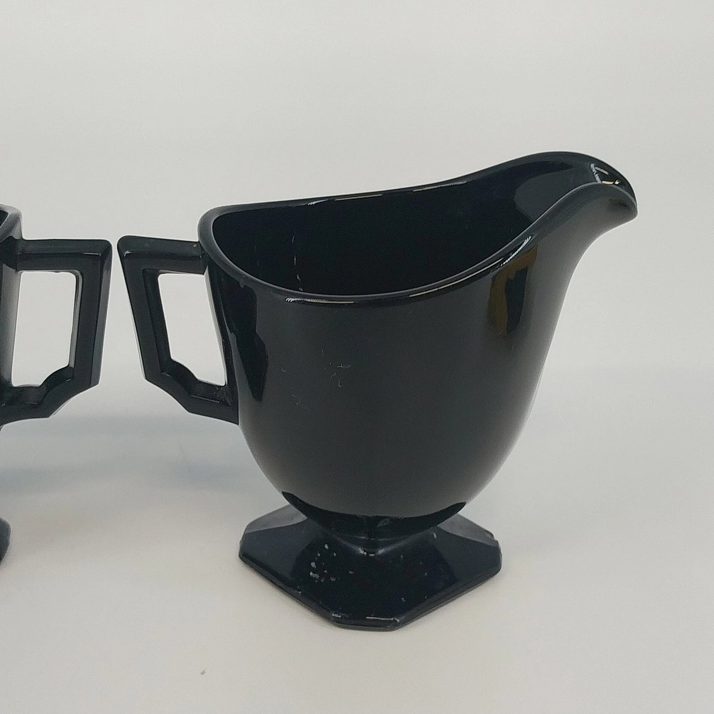 LE Smith Black Glass Cream Sugar Set Double Shield Pattern Square Base Vintage
