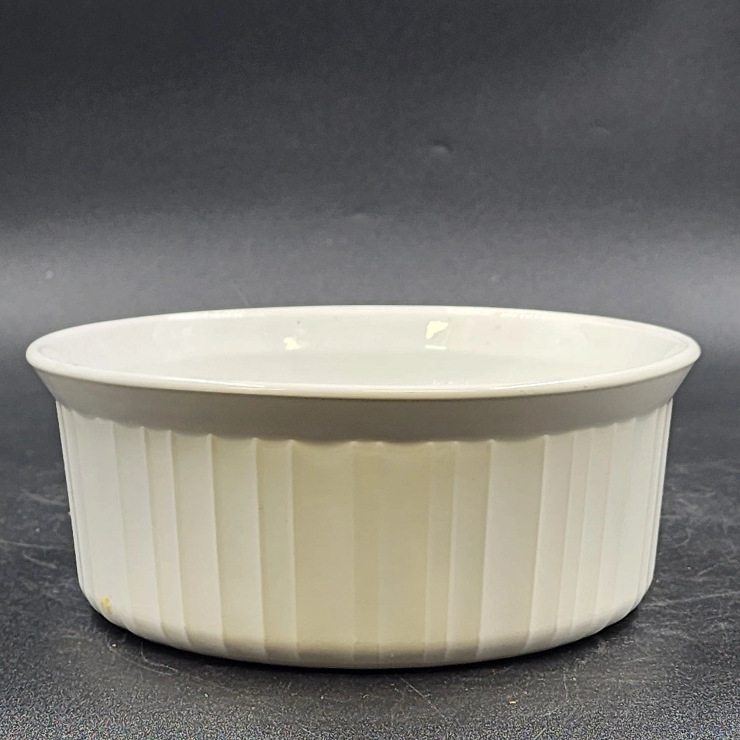 Corning Ware Round Casserole Dish French White F5B 1.5 Quart Soufflé Stoneware