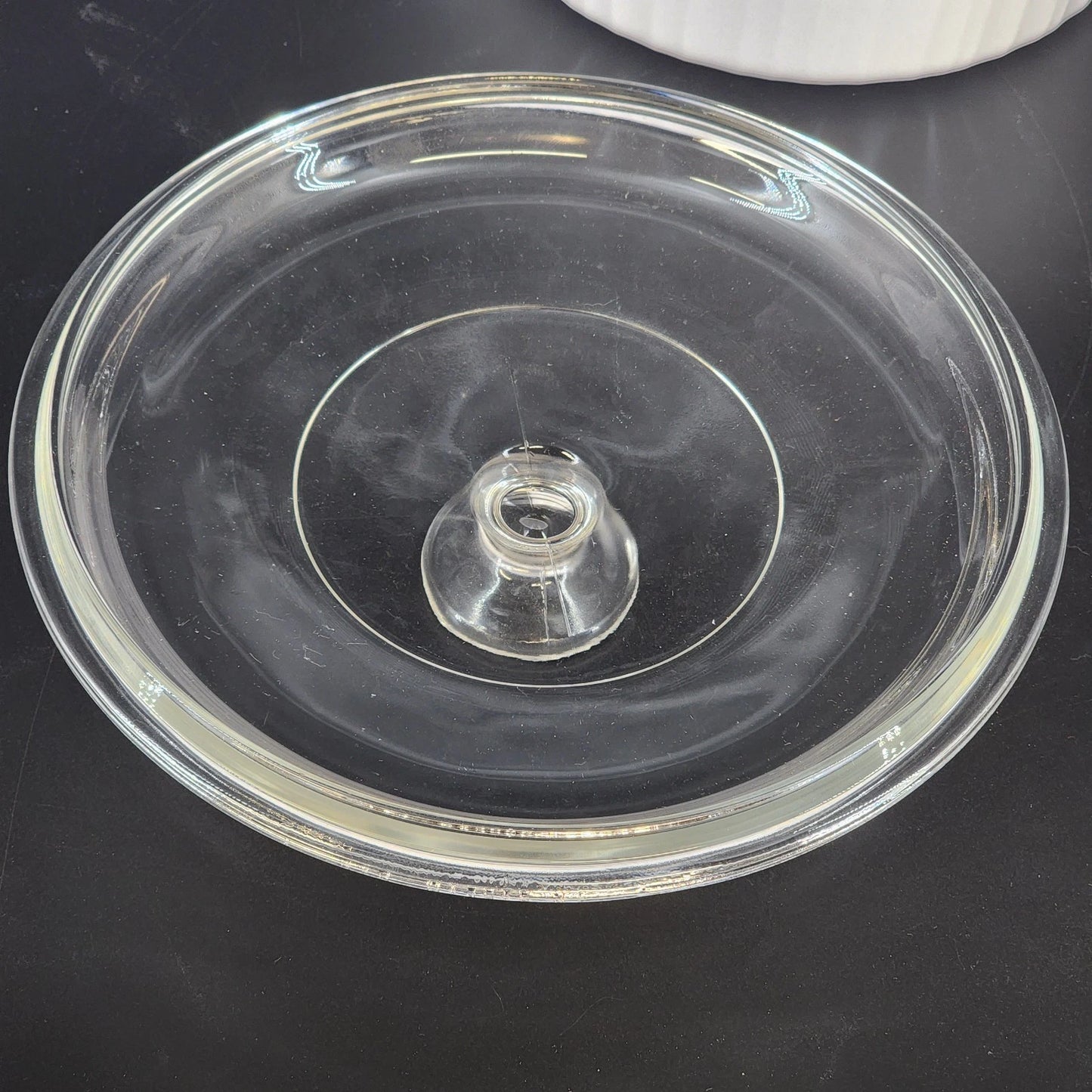 Corning Ware French White 2.5 Quart Round Casserole Dish F-1-B with Glass Lid 9"