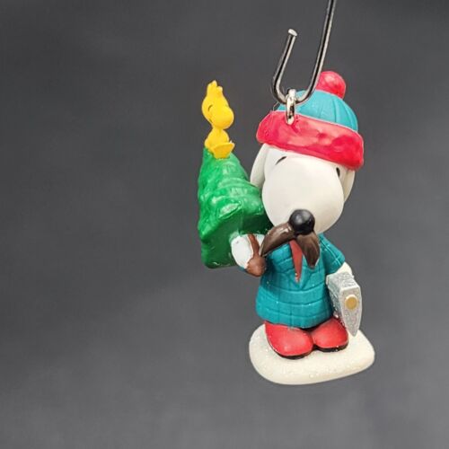 Hallmark Keepsake Christmas Ornament 2021 Peanuts WINTER FUN WITH SNOOPY