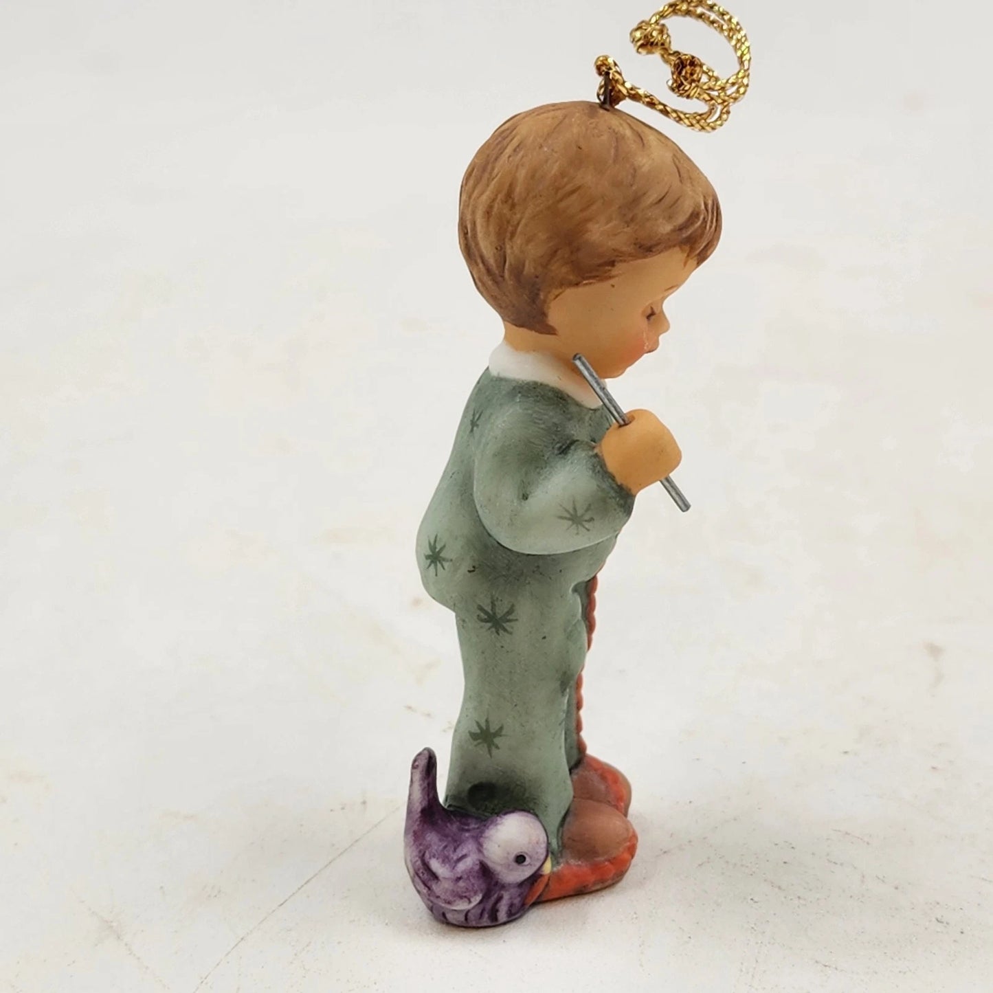 Berta Hummel STRINGING CRANBERRIES Ornament Goebel BH-45 Retired 2.75" 1997