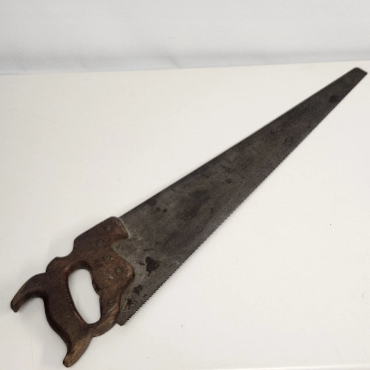 Disston 26" Crosscut Hand Saw Carved Wood Handle Carpenter Tool Vintage USA