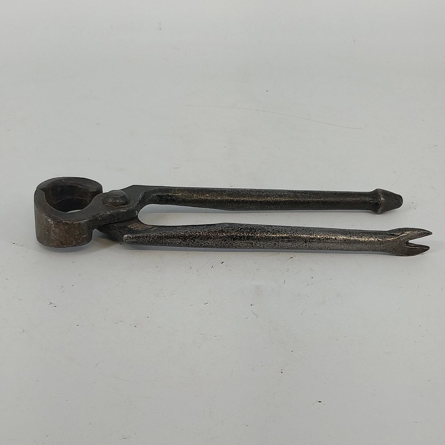 Blacksmith Nippers Nail Puller Cutters Carpenter Pliers Ball Claw Handle