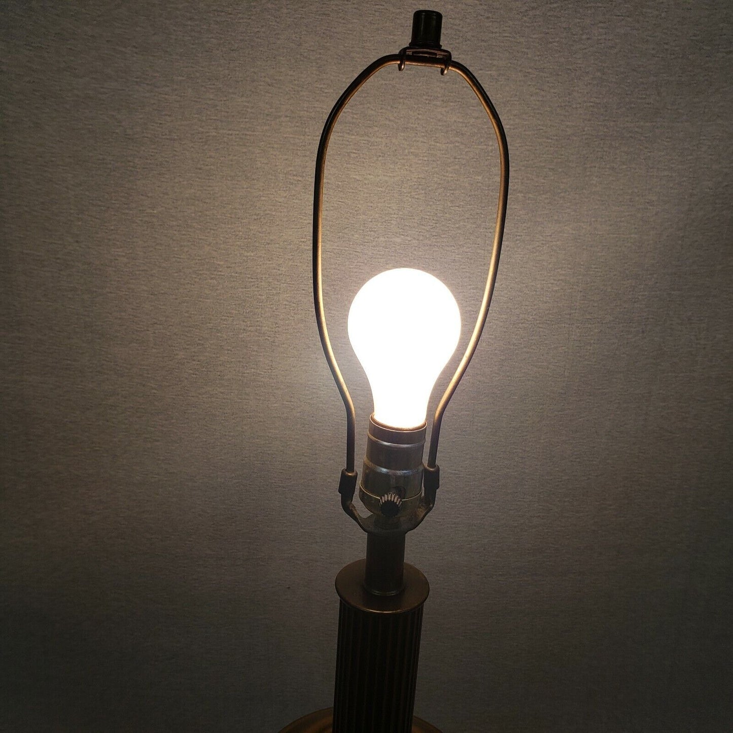 Brass Classic Table Lamp Weighted Base 3-way Switch Basic 9" Harp Vintage 19" H