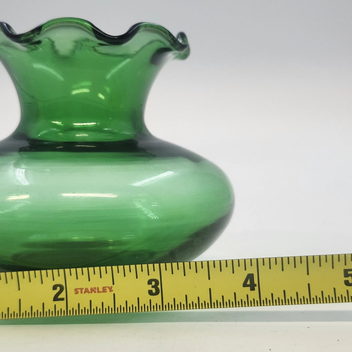 Squat Vase Transparent Emerald Green Art Glass 3.5" Ruffled Crimped Wide Rim Vtg