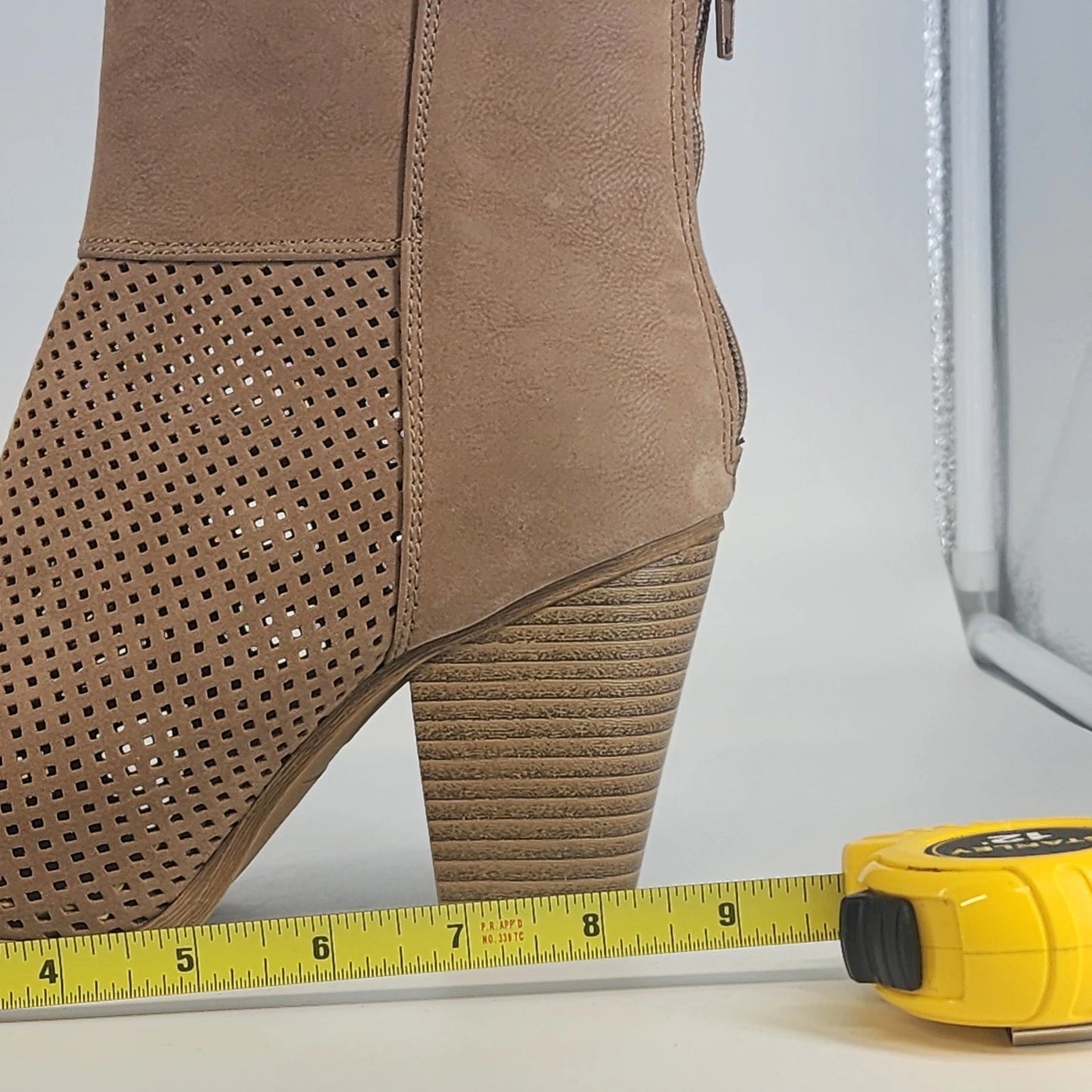 Karyn’s Collection Ankle Boots Womens 8 Brown Block Heel Zip Faux Leather Bootie