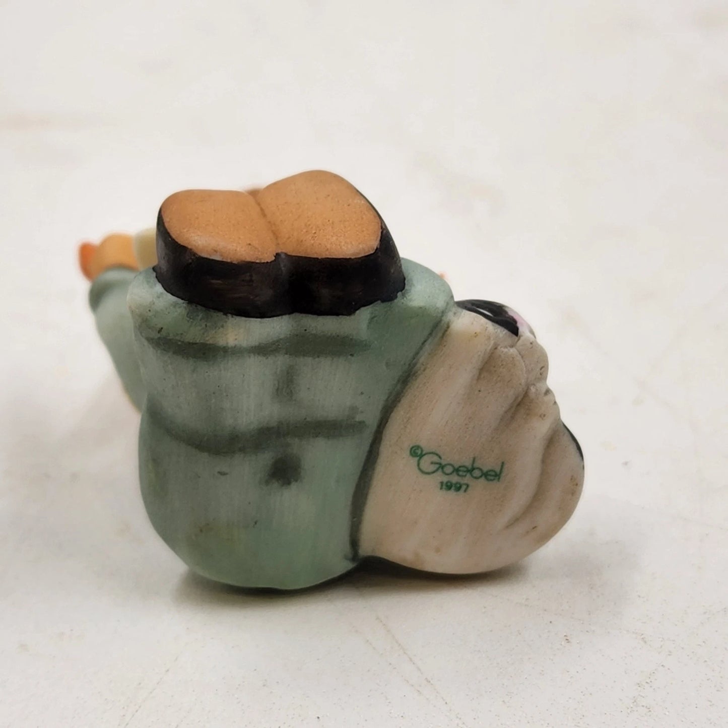 Berta Hummel LITTLE GIFT WRAPPER Ornament 1997 Goebel Porcelain Christmas