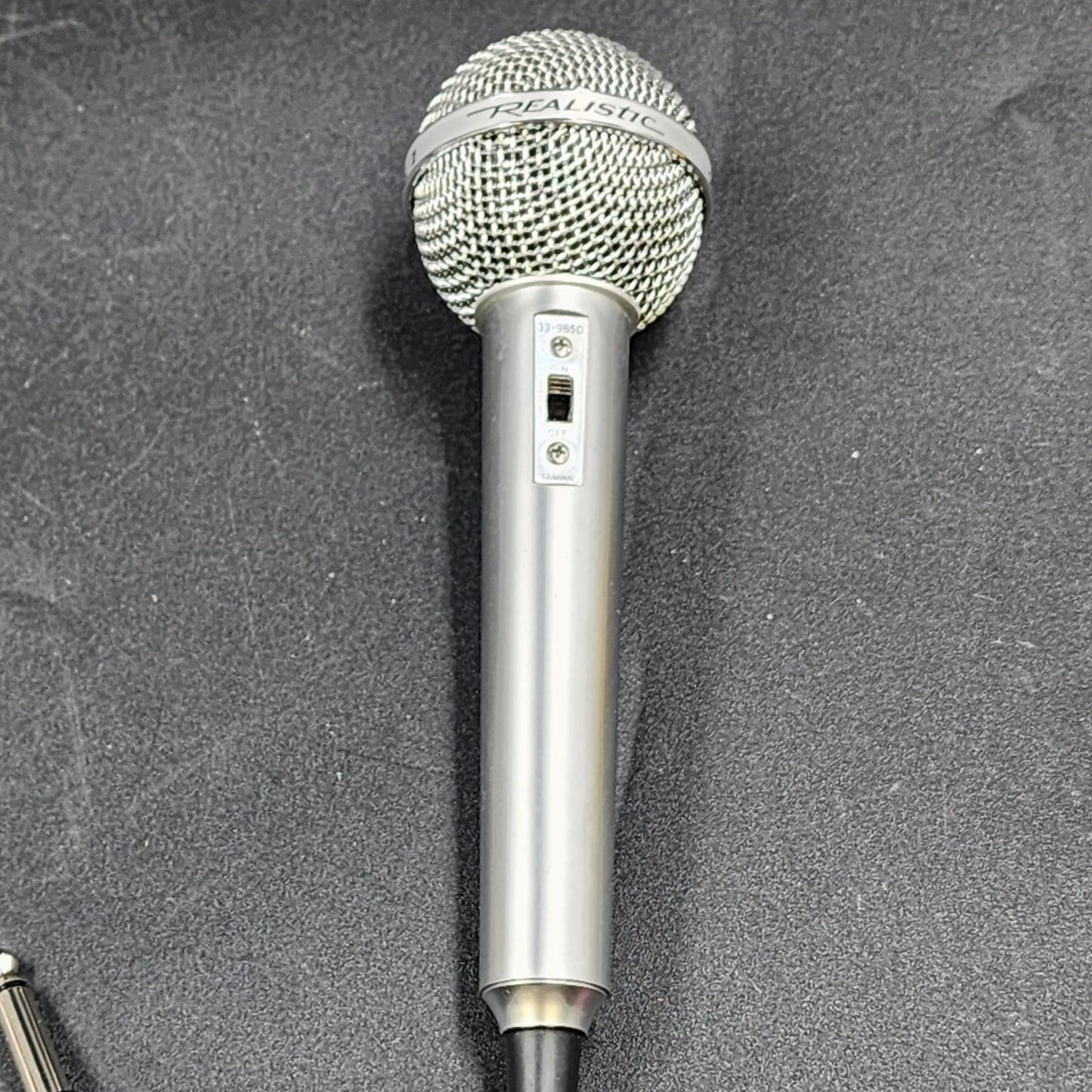 Realistic Cardioid Dynamic Microphone 33-1073A Vintage Corded Mic NIB